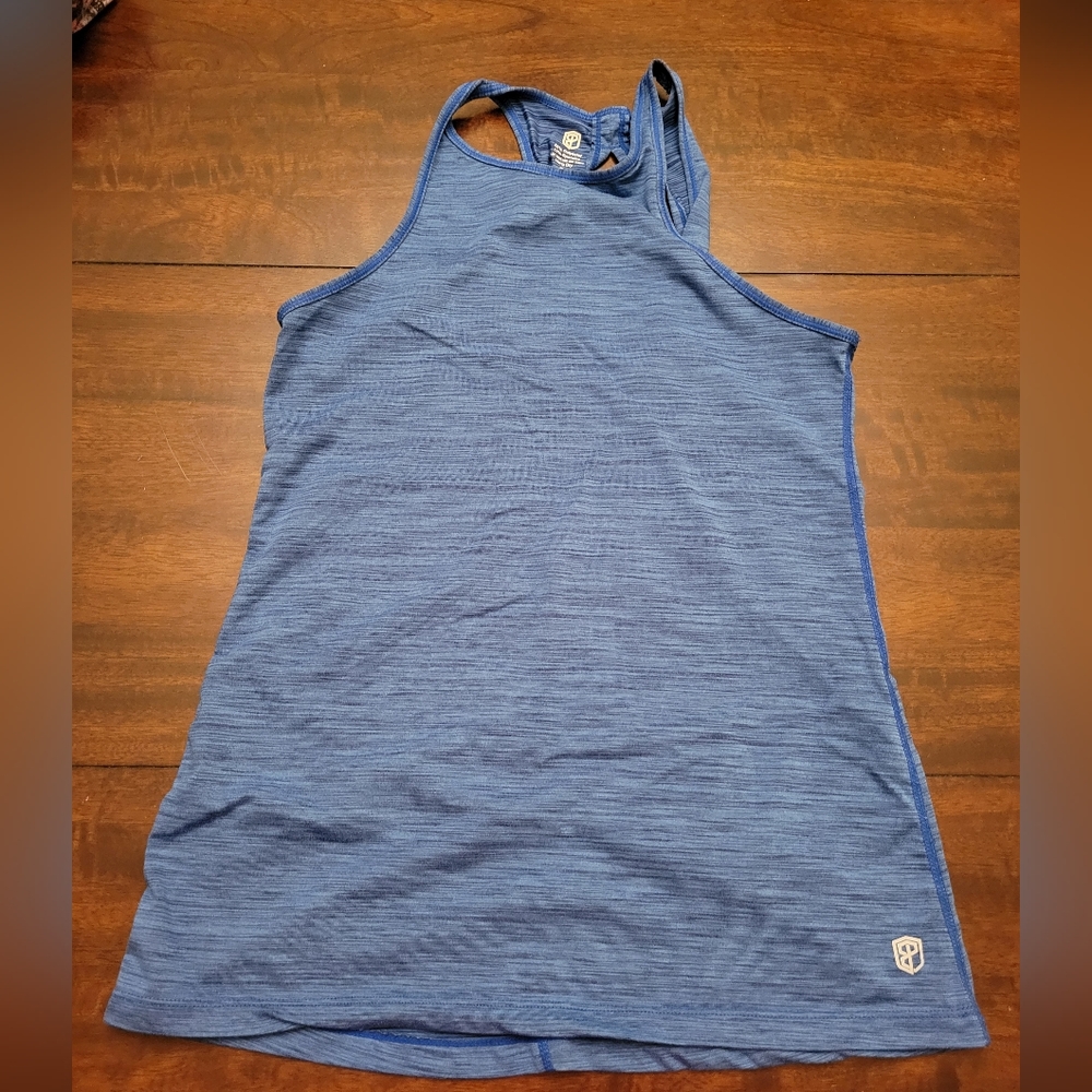 EDGE TANK